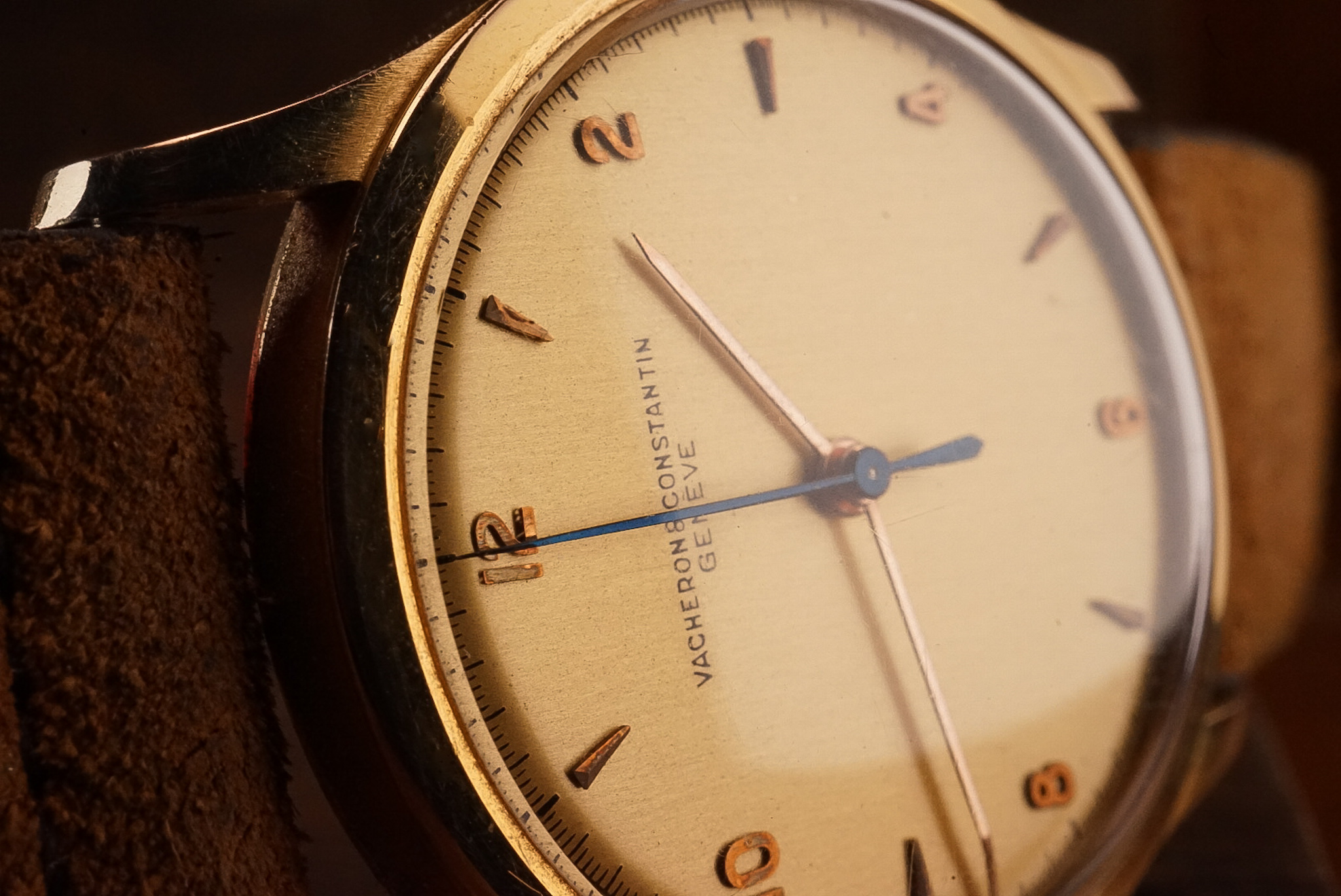 Collector GuideWhy Are Vintage Vacheron Constantin Dress Watches Undervalued?